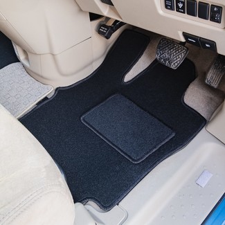 Ворсовые коврики на Nissan Serena (C25) 2005 - 2010 в Грозном