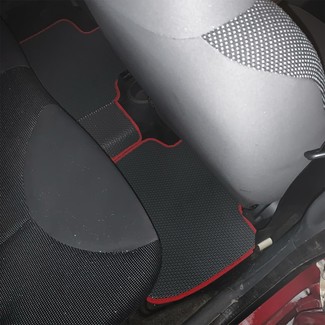 Коврики на Toyota Aygo 2005 - 2014 в Грозном