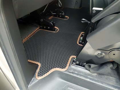 Ворсовые коврики на Volkswagen Caravelle (T6) 2015 - 2019 в Грозном