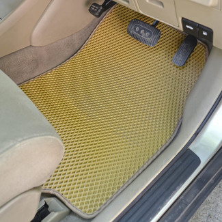 Ворсовые коврики на Nissan Tiida (C11) 2004 - 2014 в Грозном