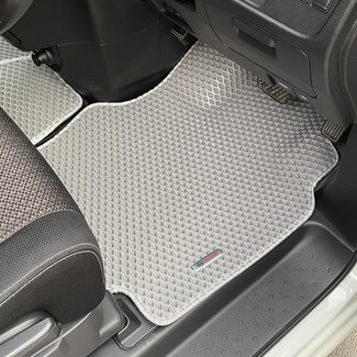 Ворсовые коврики на Nissan Serena (C26) 2010 - 2016 в Грозном