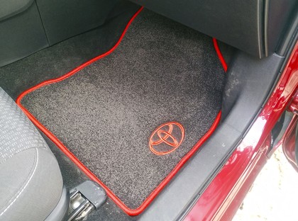 Коврики на Toyota Corolla (E18) 2012 - 2019 в Грозном