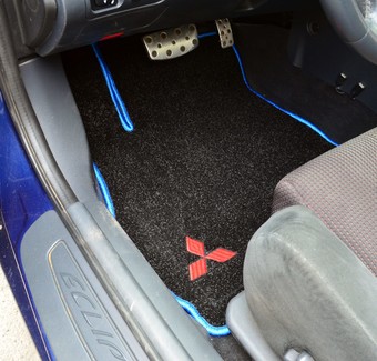 Ворсовые коврики на Mitsubishi Eclipse IV 2005 - 2011 в Грозном