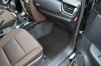 Ворсовые коврики на Toyota Fortuner II 2015 - 2025 в Грозном