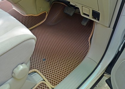 Ворсовые коврики на Toyota Estima III 2006 - 2019 в Грозном