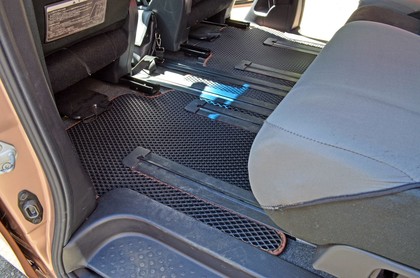 Ворсовые коврики на Nissan Serena (C26) 2010 - 2016 в Грозном