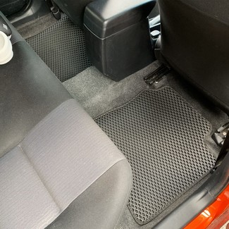 Коврики на Toyota Corolla Fielder (E16) 2й рестайлинг 2017 - 2025 в Грозном