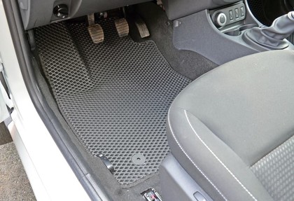Коврики на Renault Duster I 2011 - 2021 в Грозном