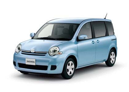 Ворсовые коврики на Toyota Sienta I 2003 - 2015 в Грозном