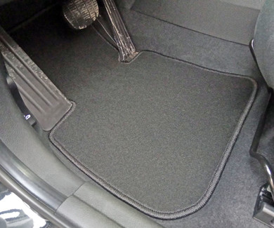 Коврики на BMW 2 Active Tourer (F45) 2014 - 2022 в Грозном