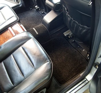 Ворсовые коврики на Mercedes E (W124) 1986 - 1996 в Грозном