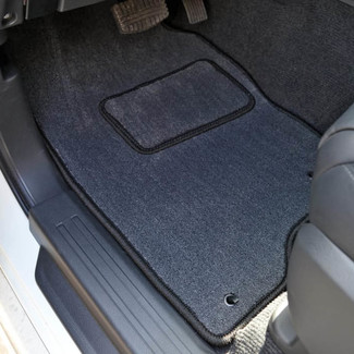 Коврики на Mitsubishi L200 V 2015 - 2025 в Грозном
