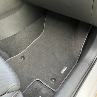 Ворсовые коврики на Skoda Superb III 2015&nbsp;-&nbsp;2026 в Грозном