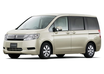 Ворсовые коврики на Honda StepWGN IV 2009 - 2015 в Грозном