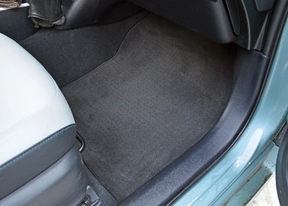 Ворсовые коврики на Toyota Prius (50) 2015 - 2023 в Грозном