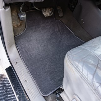 Ворсовые коврики на Toyota Sequoia I 2001 - 2008 в Грозном