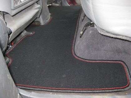 Ворсовые коврики на Toyota Land Cruiser 80 1990 - 1997 в Грозном
