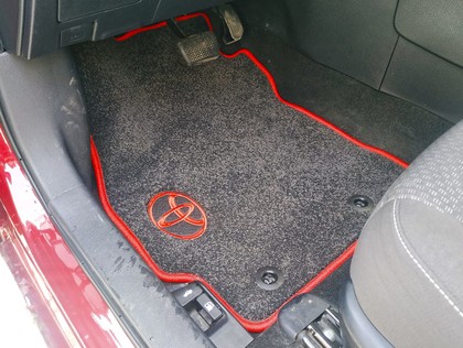 Коврики на Toyota Corolla (E18) 2012 - 2019 в Грозном